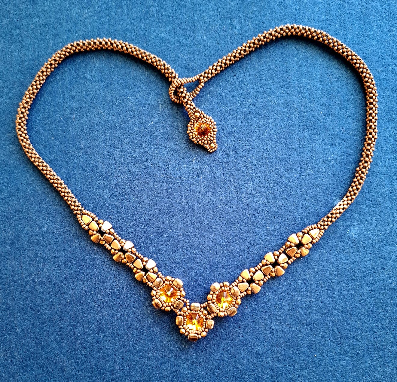 Halsband